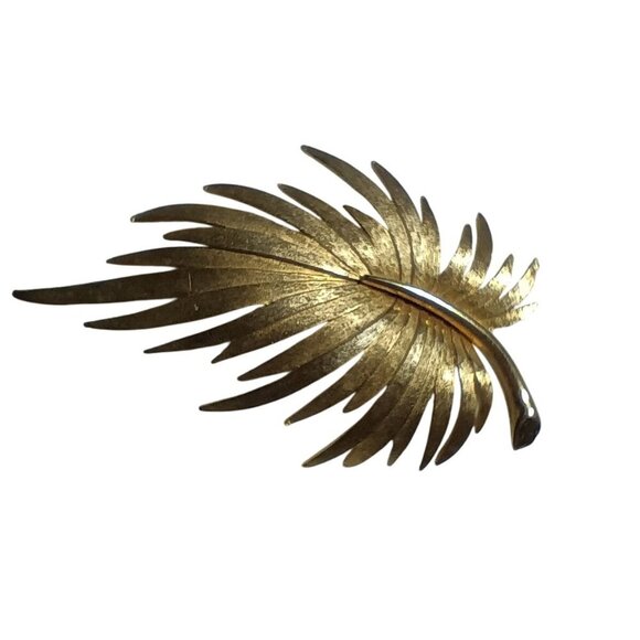 Vintage Gold-Toned Leaf Brooch Pin - Picture 4 of 6